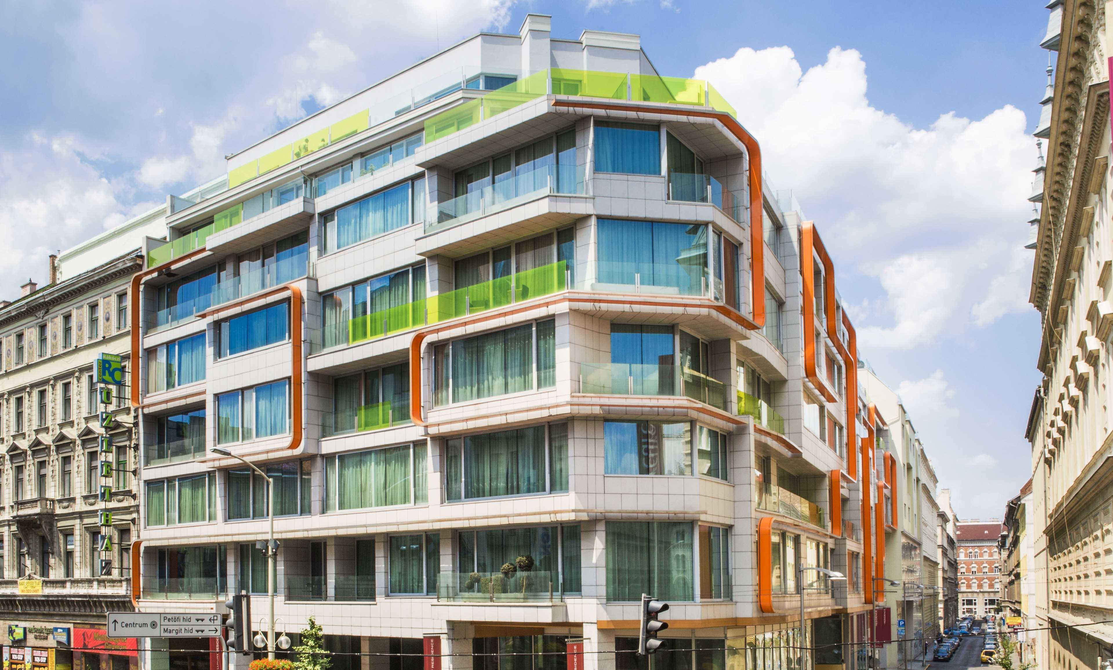 Hotel Nh Collection City Center 4*