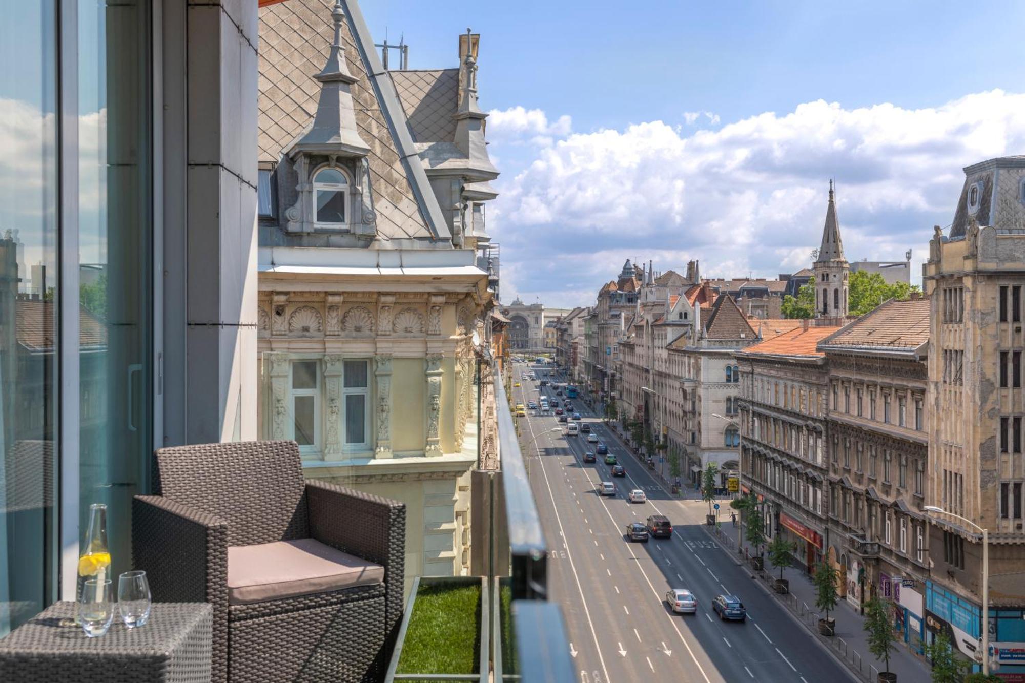 Nh Collection City Center Hotel 4*